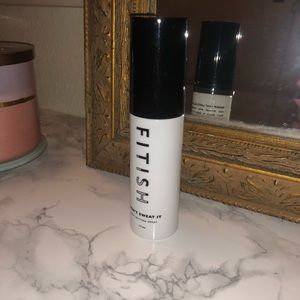 Fitish Setting Spray